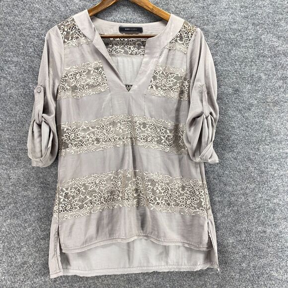 BCBGMAXAZRIA Blouse Women M Medium Gray Striped V-Neck Short Sleeve Casual - Picture 1 of 7